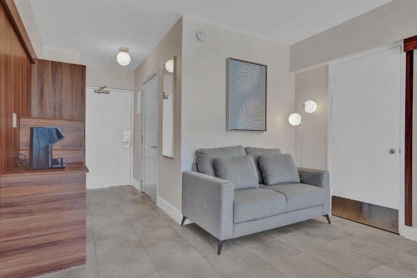 Royal Beach Palace image 15